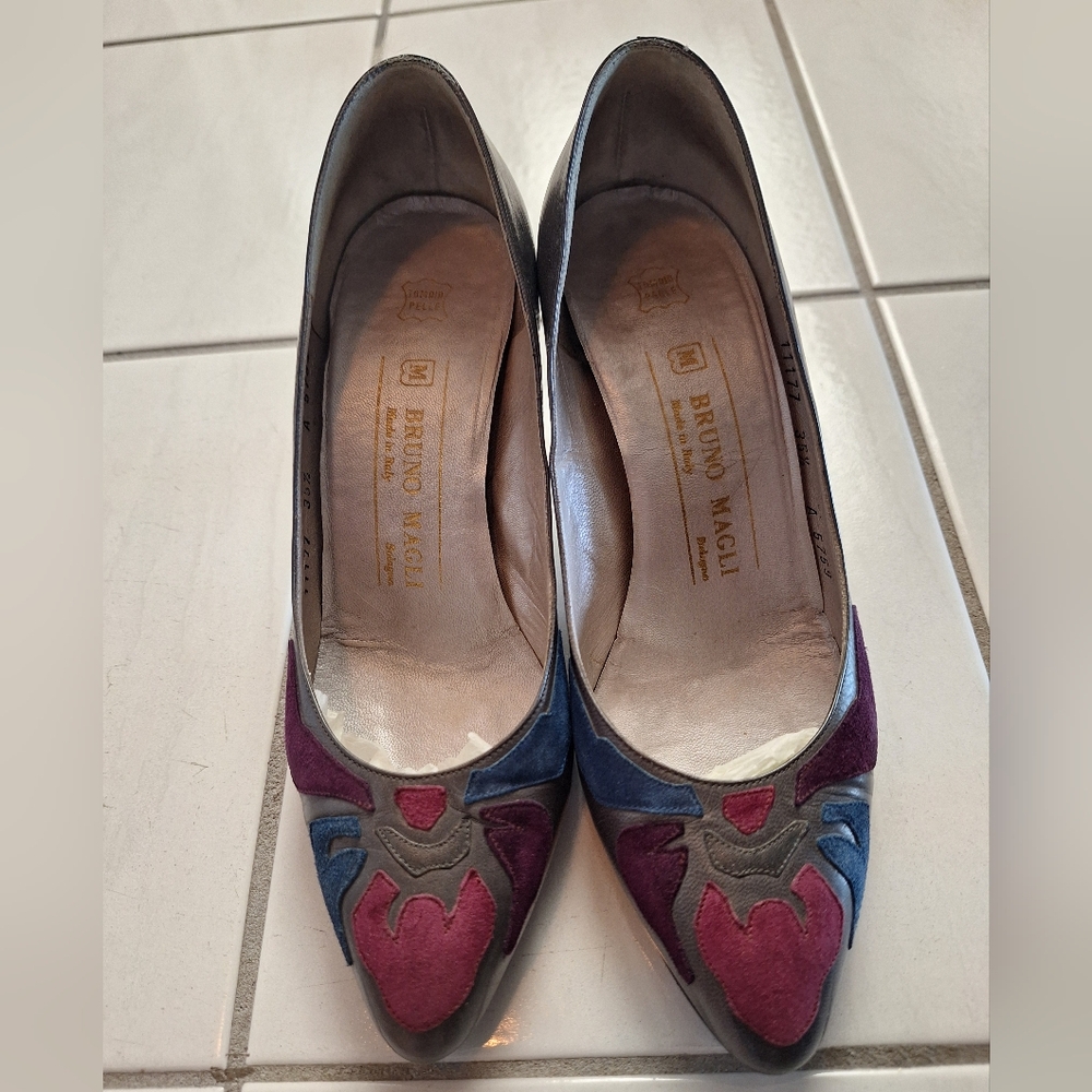 Bruno Magli Women's Multicolor Flats